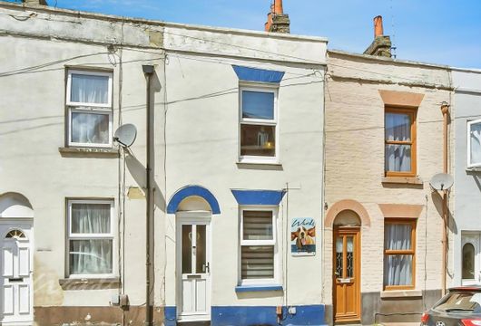 Saxton Street Gillingham ME7 - Wards of Kent