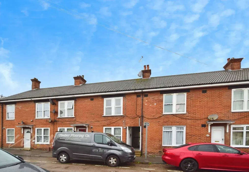 manor front - Manor Street Gillingham ME7 - Wards of Kent