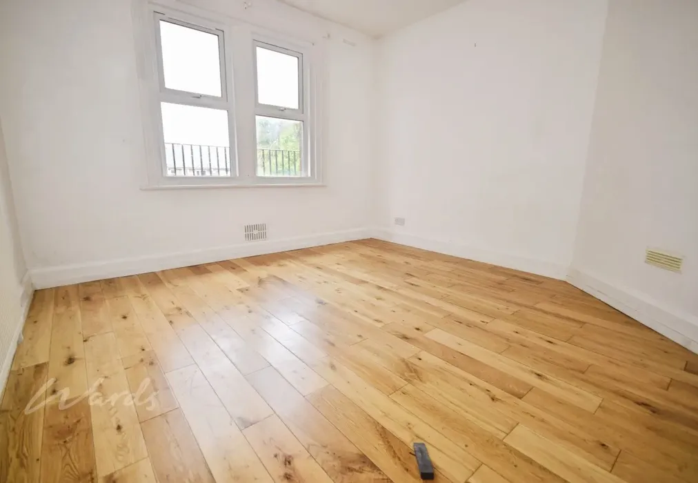 manor bedroom 1 - Manor Street Gillingham ME7 - Wards of Kent