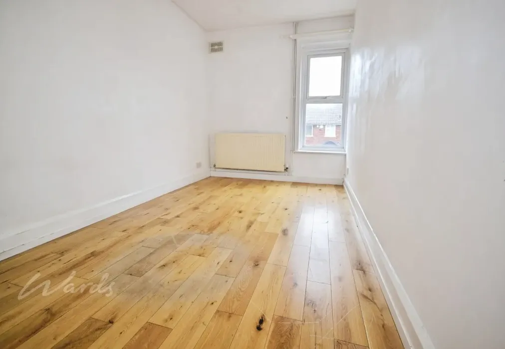 manor bed 3 - Manor Street Gillingham ME7 - Wards of Kent