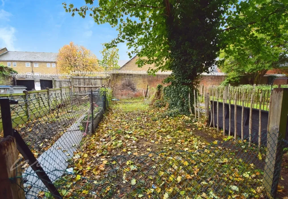 manor garden - Manor Street Gillingham ME7 - Wards of Kent