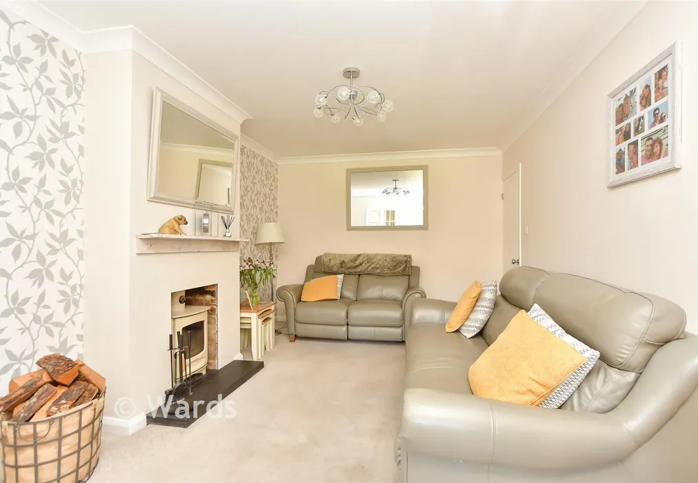 Lounge - St. Margaret's Drive, Wigmore, Gillingham, Kent - Wards of Kent