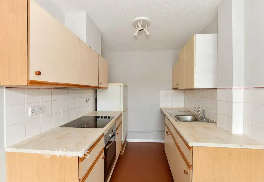 Kitchen - Beach Street, Herne Bay, Kent - Wards of Kent