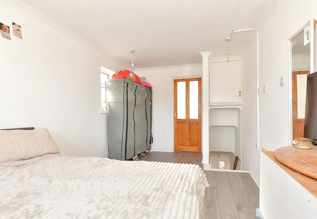 Bedroom - Clarence Road, Chatham, Kent - Wards of Kent