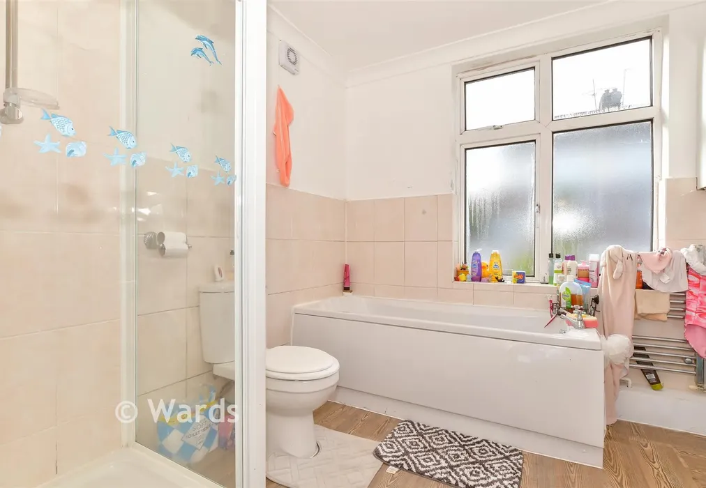 Shower Room - Clarence Road, Chatham, Kent - Wards of Kent