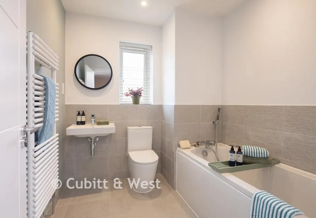 Bathroom - Braeburn Fields, Broadstone Crescent, Crowborough, East Sussex - Wards of Kent