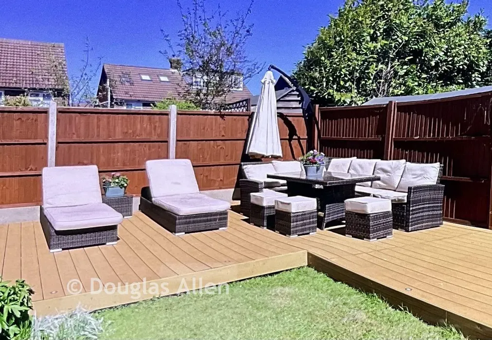 Decking Area - Woodberry Down, Epping, Essex - Wards of Kent