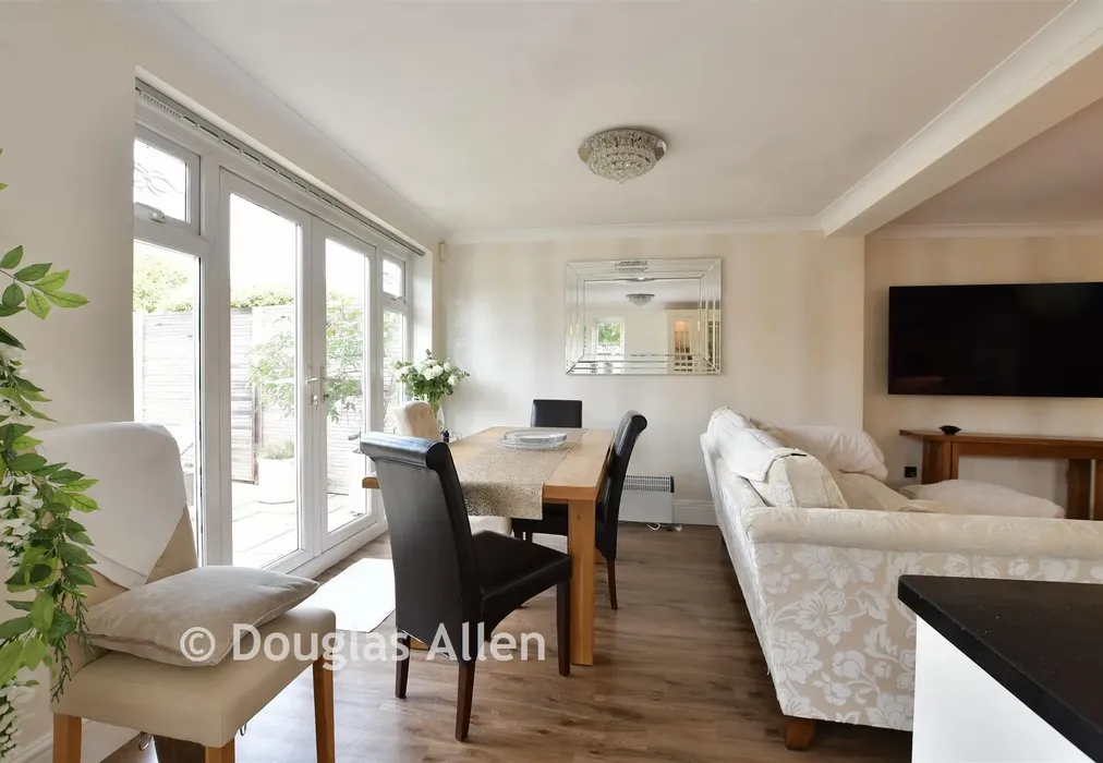 Lounge/Kitchen/Dining Room - Mill Road, Billericay, Essex - Wards of Kent