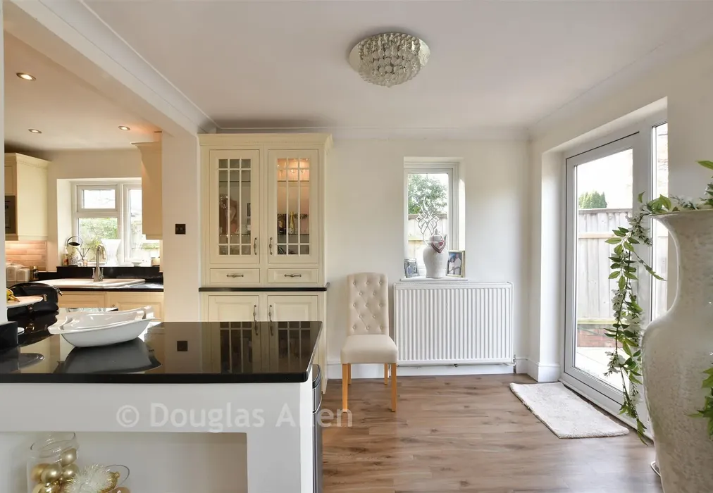 Lounge/Kitchen/Dining Room - Mill Road, Billericay, Essex - Wards of Kent