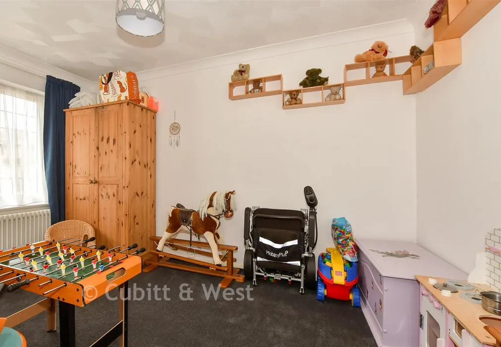 Bedroom 5 - Fairlight Avenue, Telscombe Cliffs, East Sussex - Wards of Kent