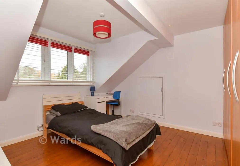 Bedroom 3 - Bennetts Avenue, West Kingsdown, Sevenoaks, Kent - Wards of Kent