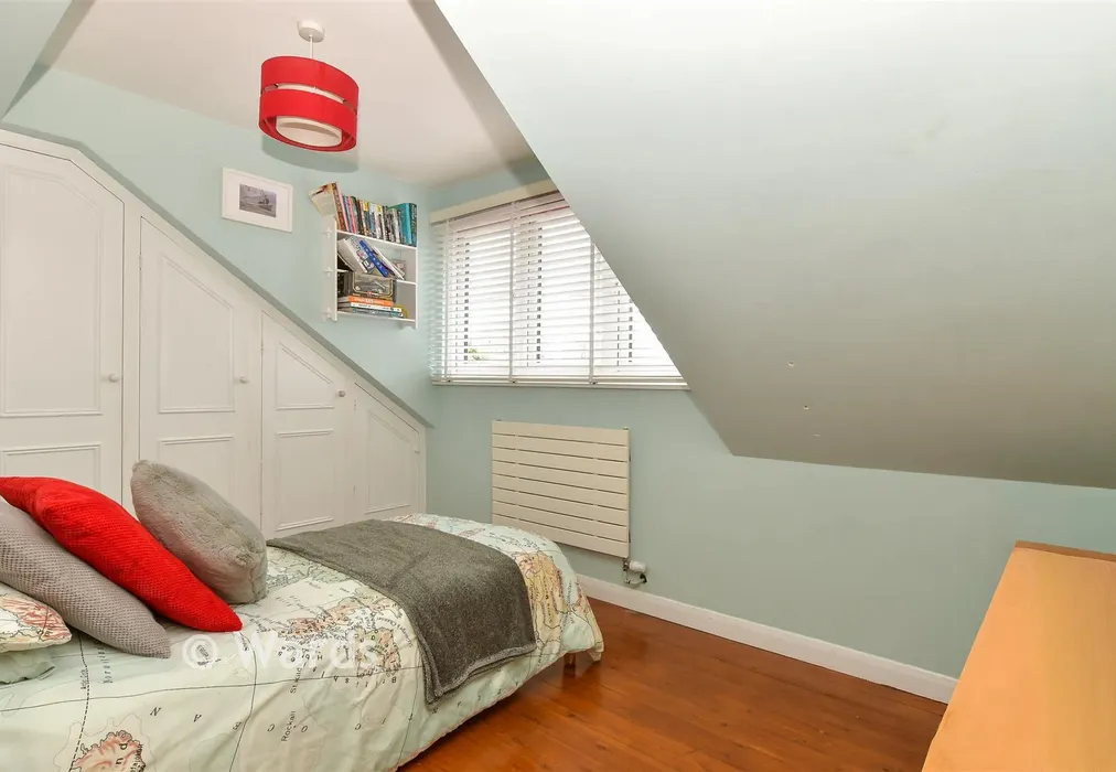 Bedroom 4 - Bennetts Avenue, West Kingsdown, Sevenoaks, Kent - Wards of Kent