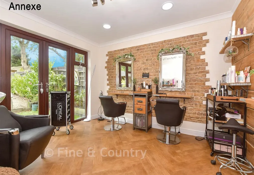 Annexe Bedroom 2 - Bromley Green Road, Ruckinge, Ashford, Kent - Wards of Kent