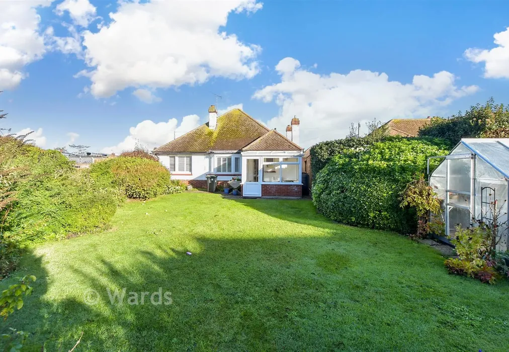 Rear Garden - Bay View Road, Broadstairs, Kent - Wards of Kent