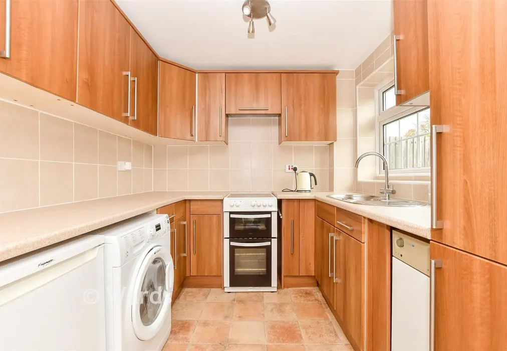 Kitchen/Diner - Liverpool Road, Walmer, Deal, Kent - Wards of Kent