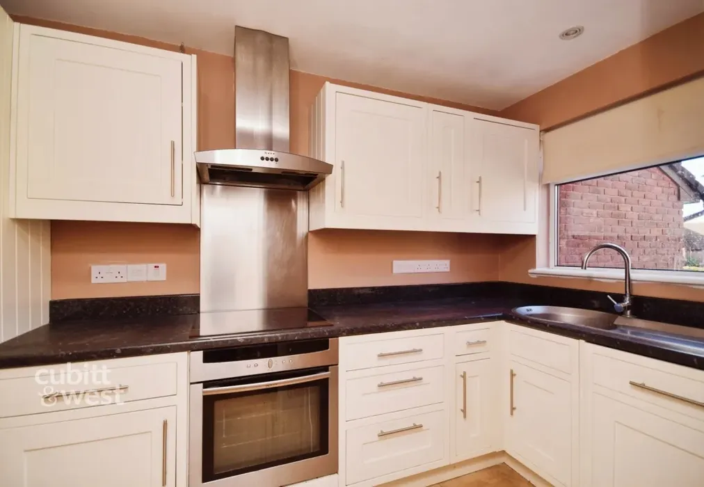 f1e72a76-DSC_0218 - Cornflower Lane, Croydon CR0 - Wards of Kent