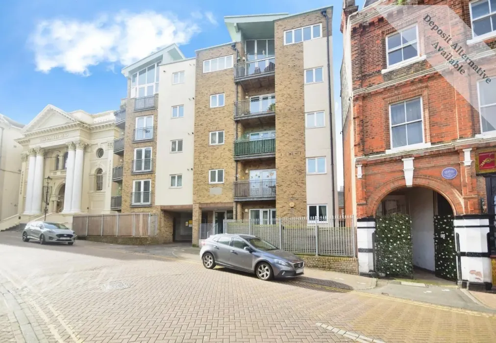 Front - Rendezvous Street Folkestone CT20 - Wards of Kent