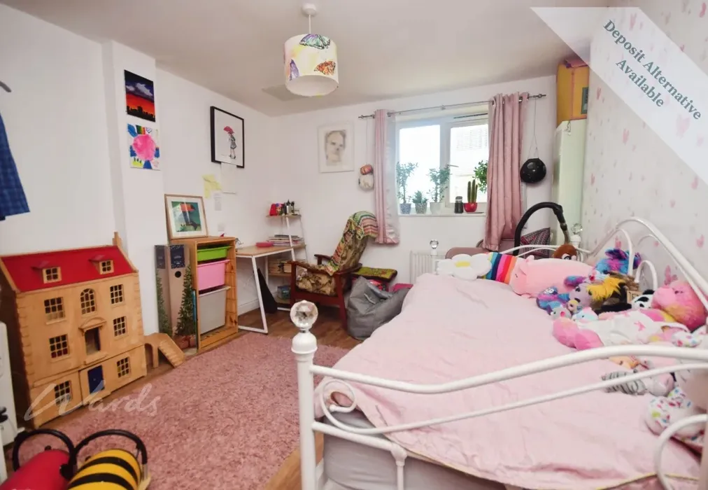 Bedroom 2 - Rendezvous Street Folkestone CT20 - Wards of Kent