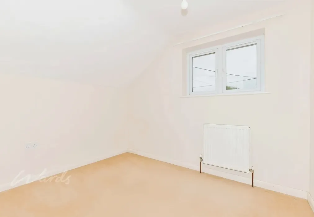 Bedroom 3 - Canterbury Road Densole CT18 - Wards of Kent