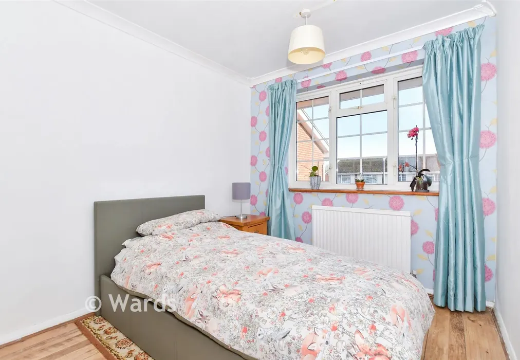 Bedroom 3 - Cherry Orchard, Ditton, Aylesford, Kent - Wards of Kent