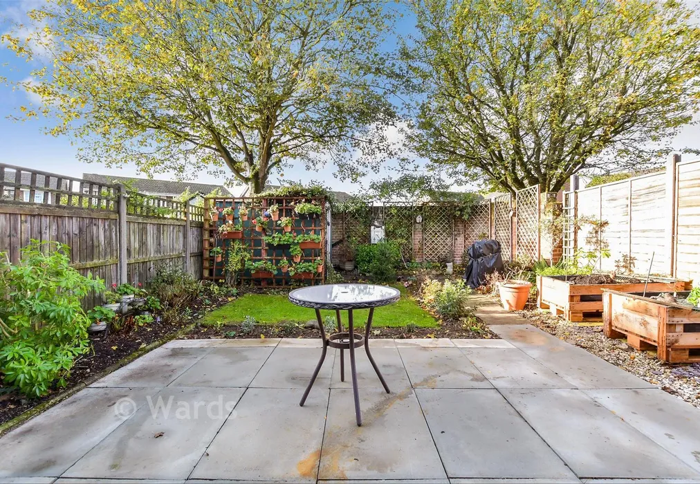 Rear Garden - Cherry Orchard, Ditton, Aylesford, Kent - Wards of Kent