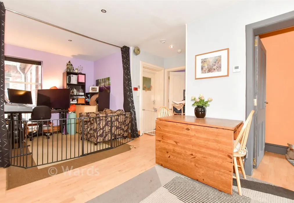 Hallway - Foord Road, Folkestone, Kent - Wards of Kent