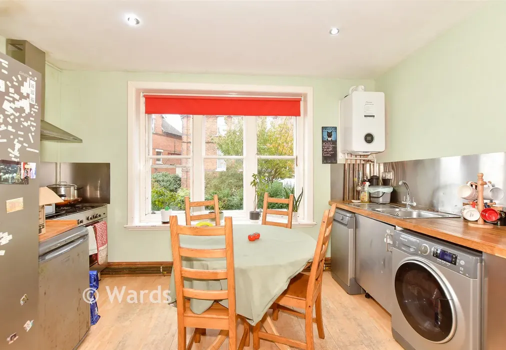 Kitchen - Foord Road, Folkestone, Kent - Wards of Kent