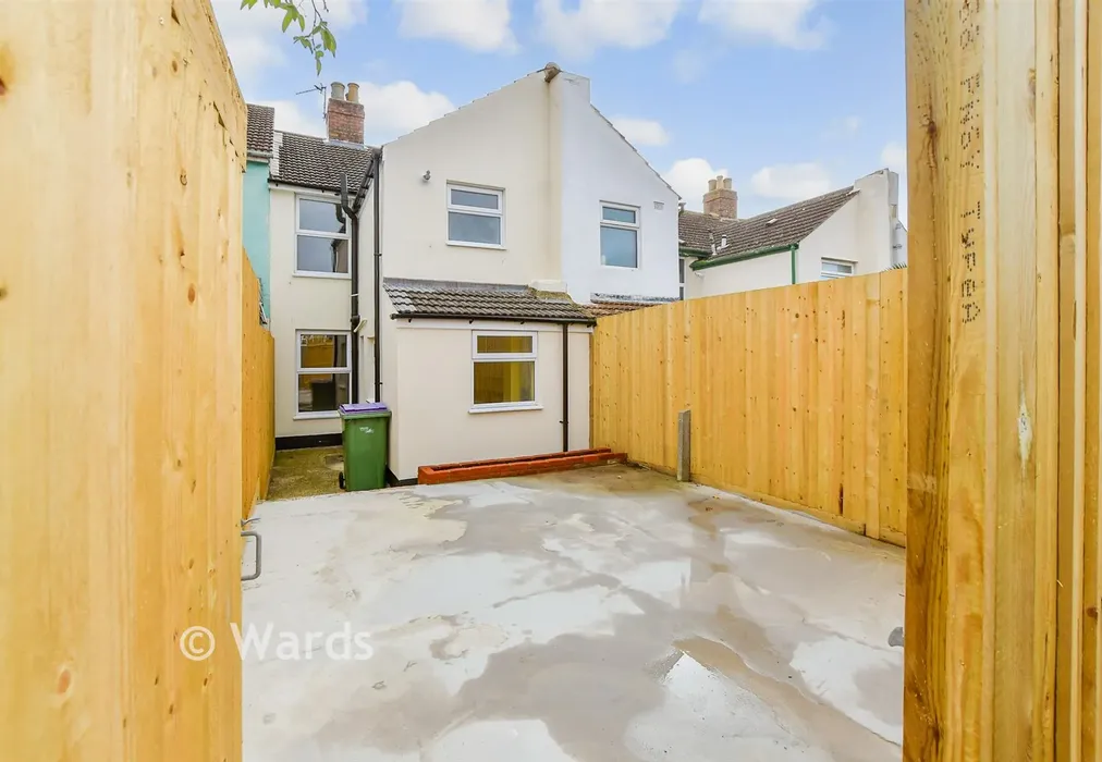 External Lifestyle Photograph - Sidney Street, Folkestone, Kent - Wards of Kent