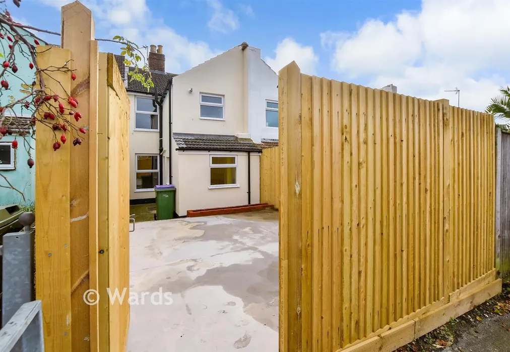 External Lifestyle Photograph - Sidney Street, Folkestone, Kent - Wards of Kent