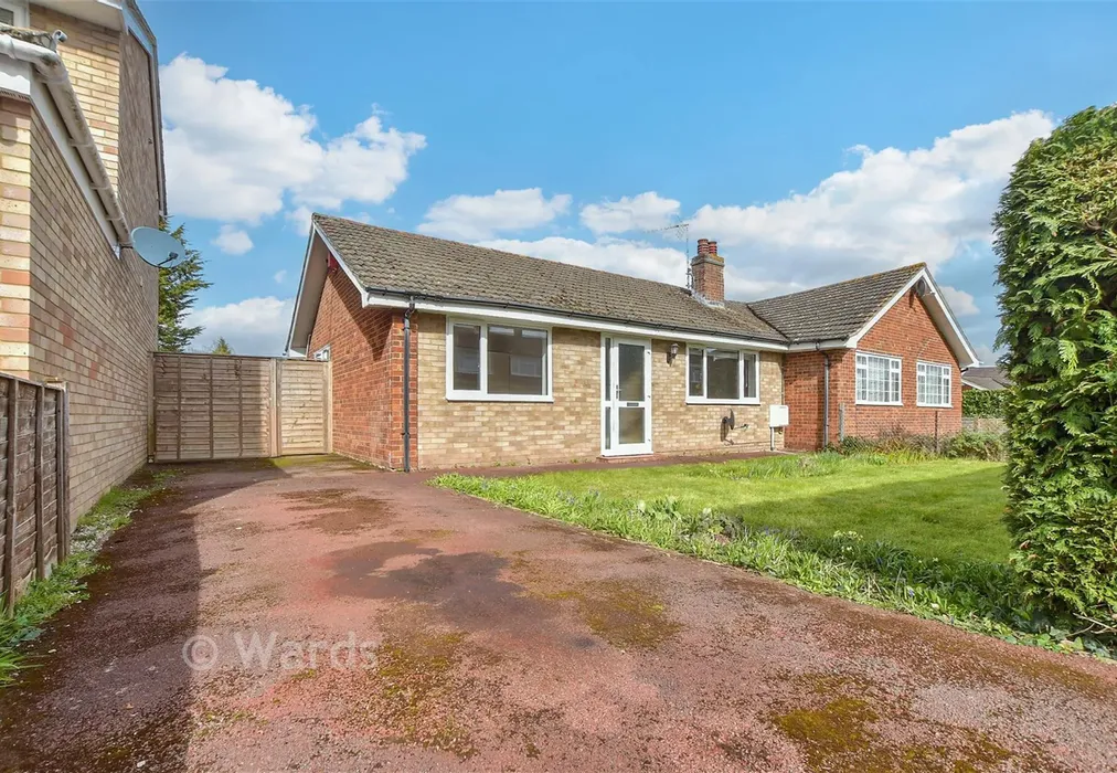 Driveway/Parking - Rushford Close, Headcorn, Ashford, Kent - Wards of Kent