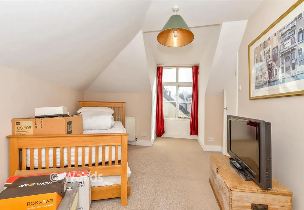 Bedroom 2 - Grover Street, Tunbridge Wells, Kent - Wards of Kent