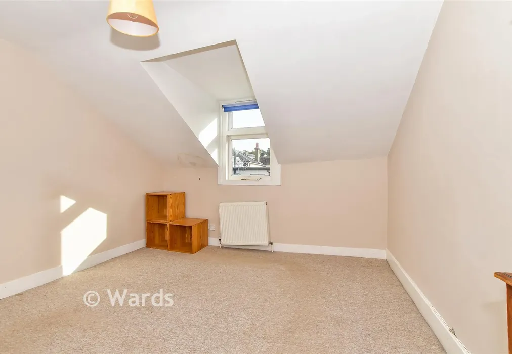 Bedroom 1 - Grover Street, Tunbridge Wells, Kent - Wards of Kent