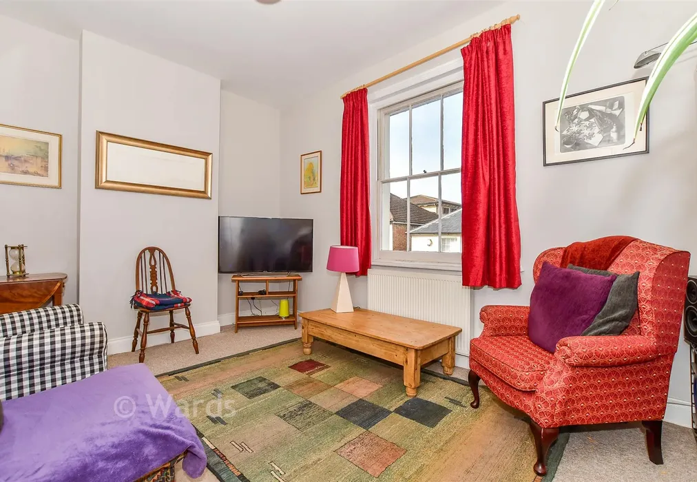 Lounge - Grover Street, Tunbridge Wells, Kent - Wards of Kent