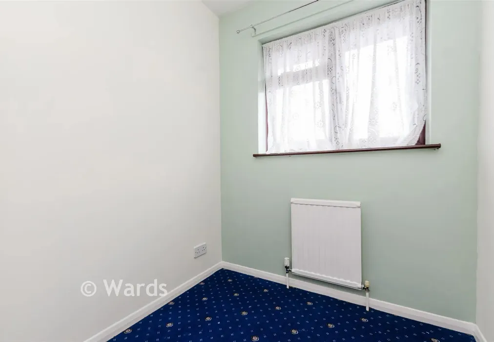 Bedroom 3 - Ormesby Close, London - Wards of Kent