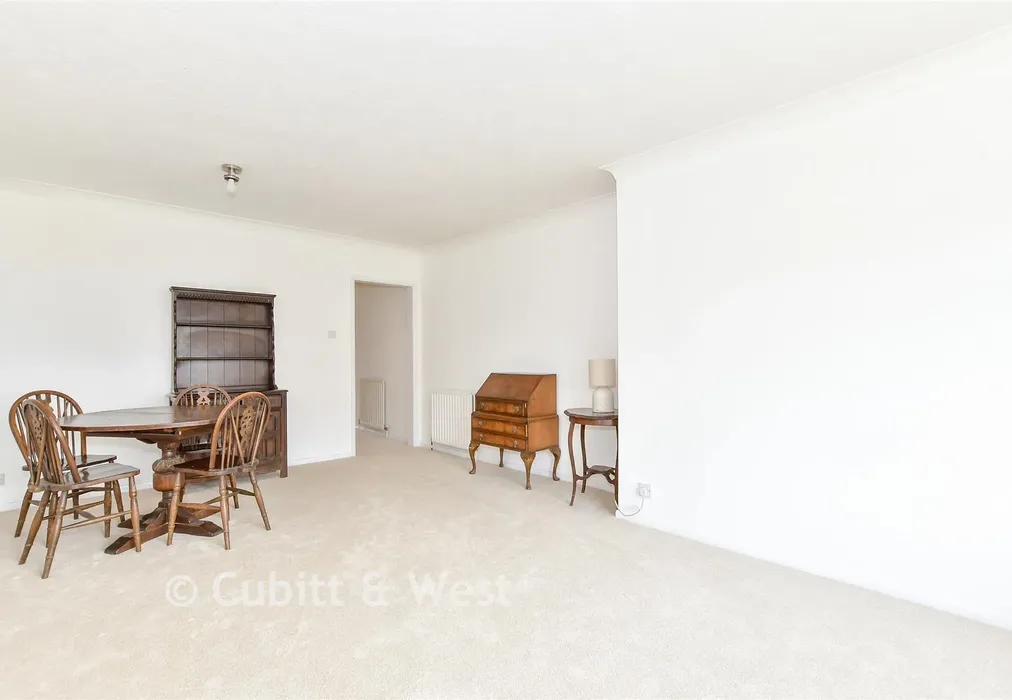 Lounge - Marama Gardens, Rustington, West Sussex - Wards of Kent
