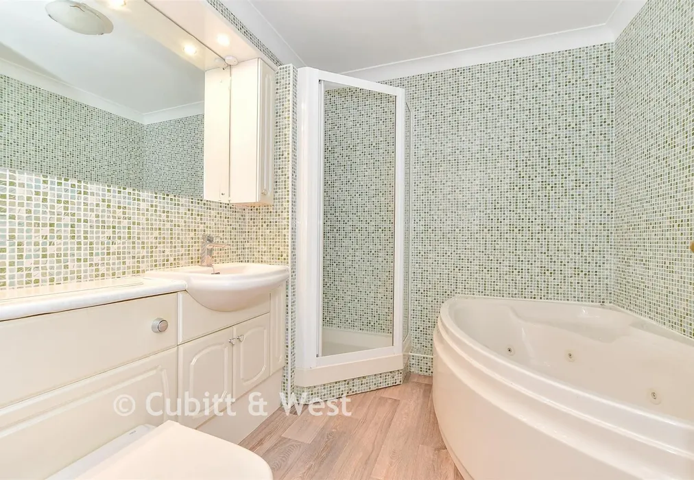 Bathroom - Marama Gardens, Rustington, West Sussex - Wards of Kent