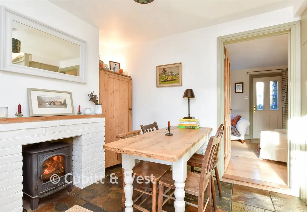 Dining Room - New Road, Ridgewood, Uckfield, East Sussex - Wards of Kent