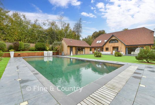 Eridge Road, Crowborough, East Sussex - Wards of Kent