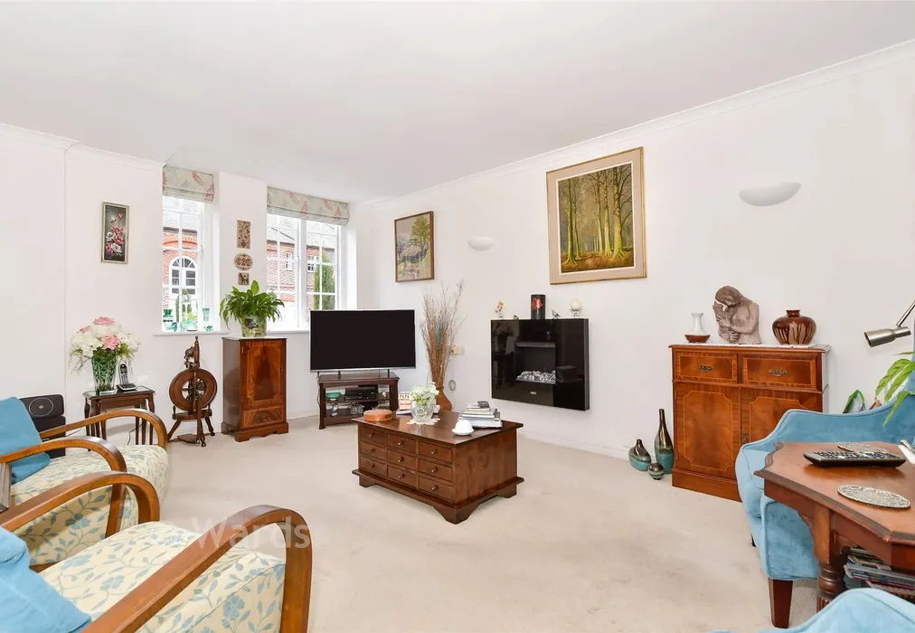 Lounge - Barham Mews, Teston, Maidstone, Kent - Wards of Kent