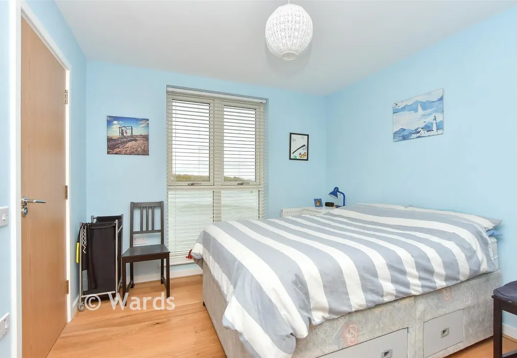 Bedroom 1 - Dunlin Drive, St. Mary's Island, Chatham, Kent - Wards of Kent