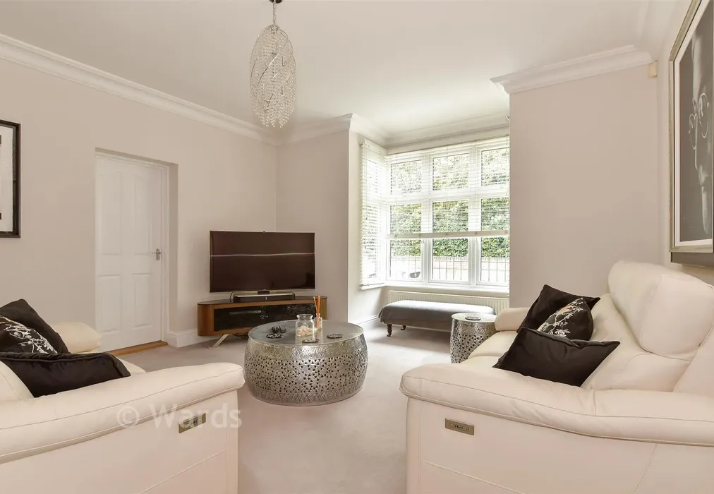 Sitting Room - Dillywood Lane, Higham, Rochester, Kent - Wards of Kent