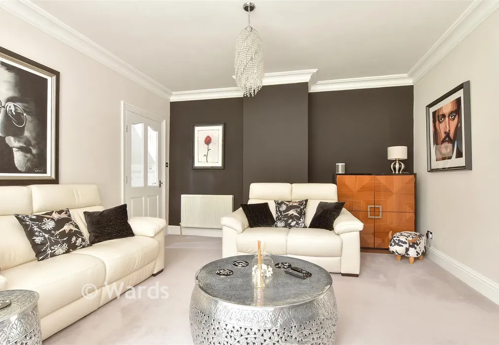 Sitting Room - Dillywood Lane, Higham, Rochester, Kent - Wards of Kent