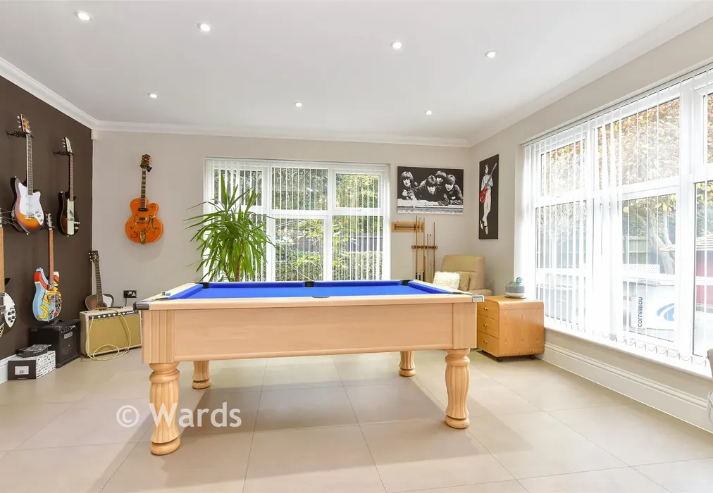 Games Room - Dillywood Lane, Higham, Rochester, Kent - Wards of Kent