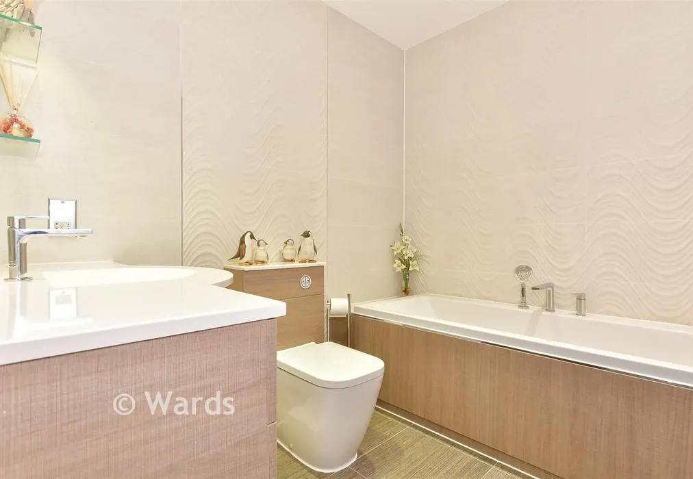 Bathroom - Dillywood Lane, Higham, Rochester, Kent - Wards of Kent