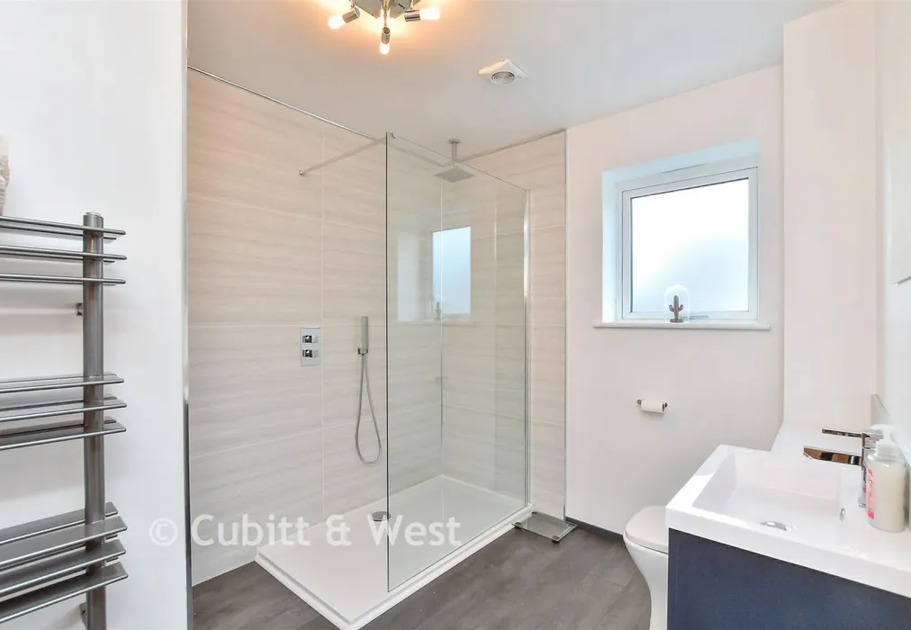 Shower Room - Downsview Avenue, Woodingdean, Brighton, East Sussex - Wards of Kent