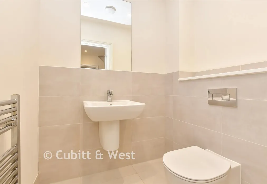 Cloakroom - Nower Close, Epsom, Surrey - Wards of Kent