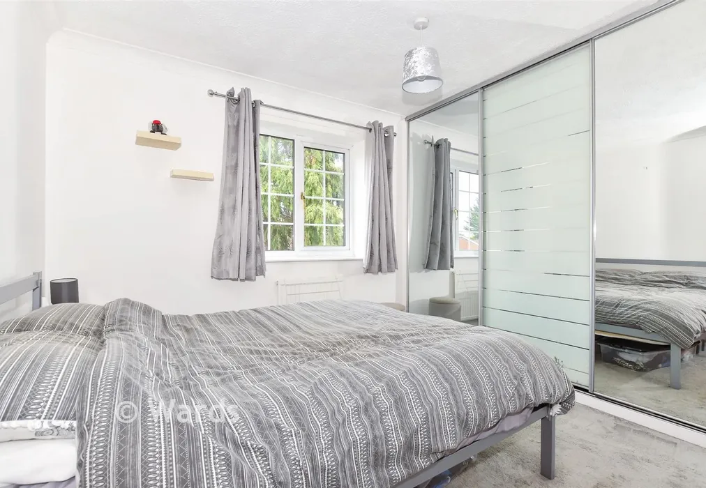 Bedroom 1 - Chiltern Close, Downswood, Maidstone, Kent - Wards of Kent