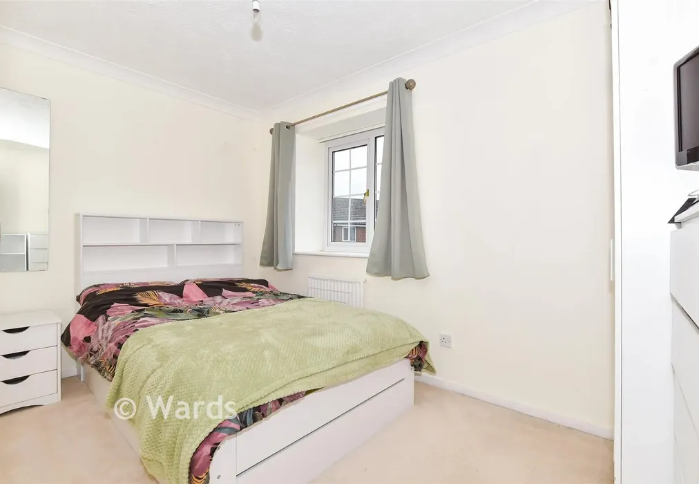 Bedroom 2 - Chiltern Close, Downswood, Maidstone, Kent - Wards of Kent