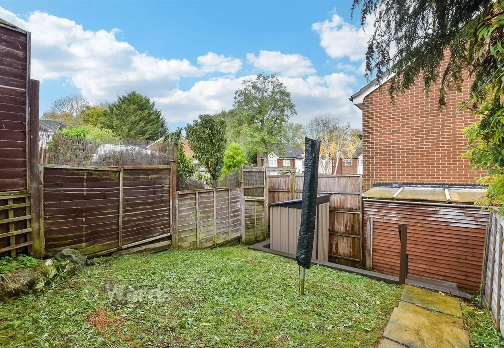 Rear Garden - Chiltern Close, Downswood, Maidstone, Kent - Wards of Kent