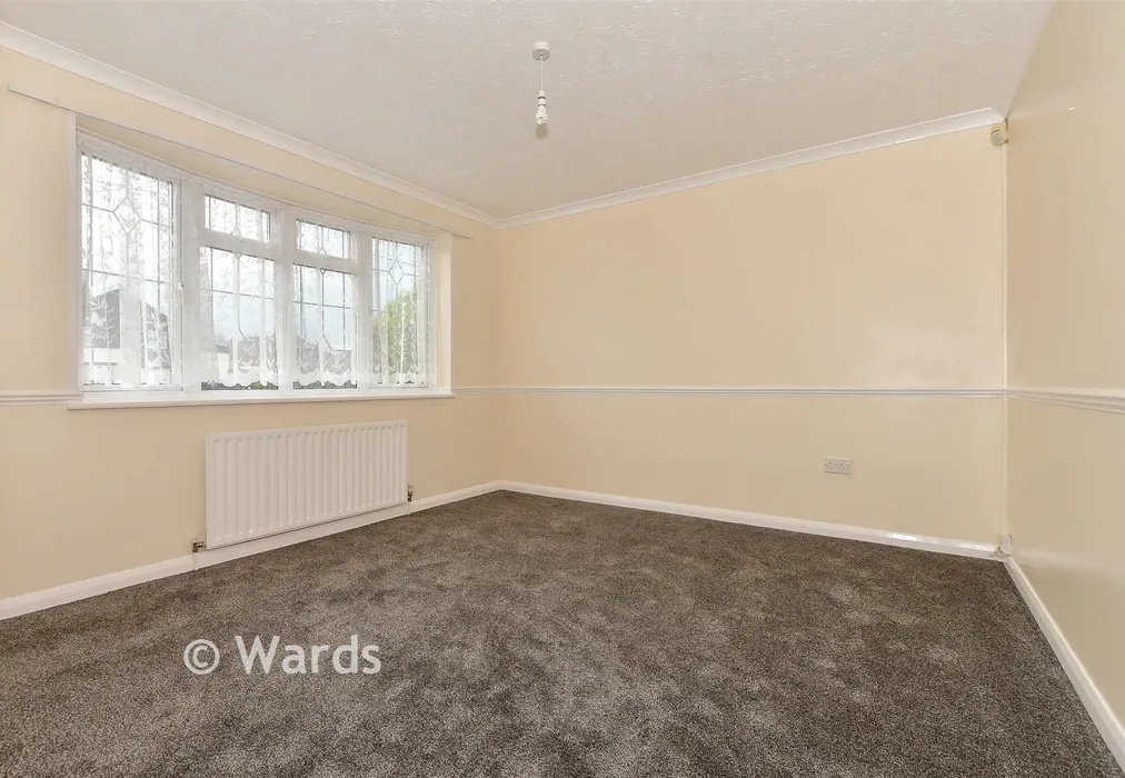 Bedroom 1 - Maydowns Road, Chestfield, Whitstable, Kent - Wards of Kent